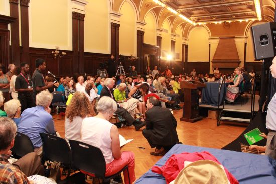 Interested citizens pack the Newark Public for a panel discussion between Dale Russakoff and other Newark leaders on Newark schools. Editor-in-Chief Mahishan Gnaseharan and Online Editor-in-Chief Andrew Sosanya were among others who lined up to ask a questions of the panel.